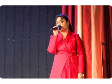 Белый халат и микрофон: студентка-медик покоряет сцену