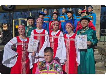 Коллектив "СТЭМИ  движ" в III Городском Фестивале  танцевального флешмоба "Танцующий студент"