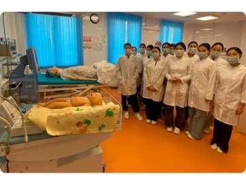 Первый шаг в профессию: экскурсия будущих медсестер